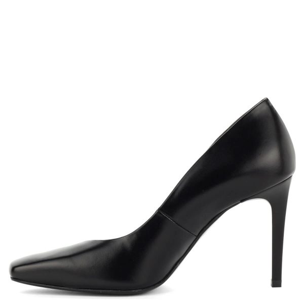 Fekete Anis cipő vágott orral, 9 cm magas sarokkal. Kívül-belül bőrből készült, klasszikus magassarkú cipő. - ChiX Női Cipő Webáruház