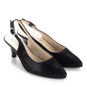 Fekete Alpina bőr szandálcipő 5,5 cm magas sarokkal. Talpa G szélességű, felsőrésze és bélése egyaránt bőr. A sarokpánt csattal állítható, puha bőr cipő.