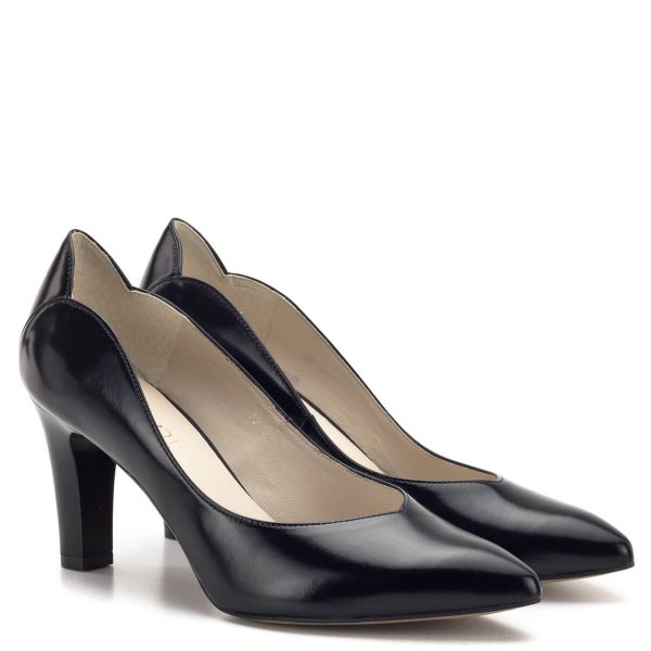 Anis cipő - Elegáns fekete magassarkú Anis cipő 7,5 cm-es sarokkal. A cipő bőrből készült, bőr béléssel. Elegáns alkalmi cipő, a vastagabb sarok nagyobb stabilitást biztosít. - Anis 4593 BLACK