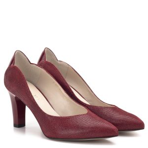 Piros magassarkú Anis cipő 7,5 cm-es sarokkal, kérgén lakk betéttel. A cipő bőrből készült, bőr béléssel. Elegáns alkalmi cipő, a vastagabb sarok nagyobb biztonságot nyújt. - Anis cipő 4593 PUNTINO RED LAK