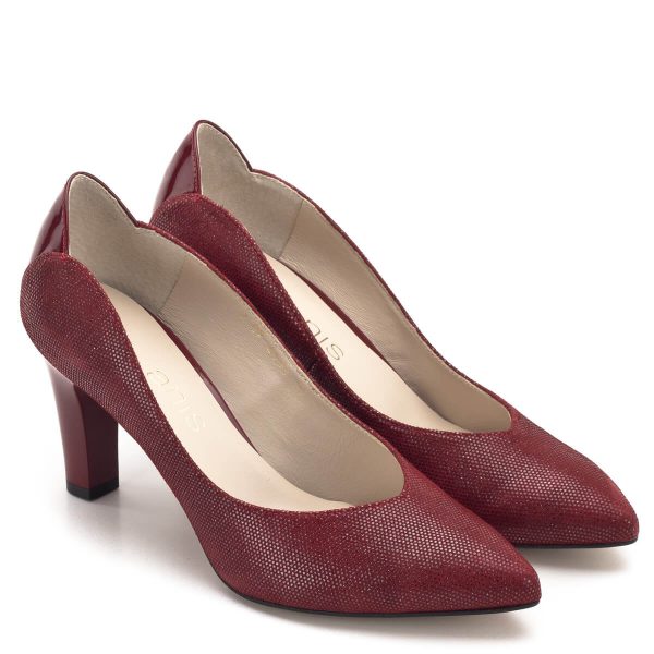 Piros magassarkú Anis cipő 7,5 cm-es sarokkal, kérgén lakk betéttel. A cipő bőrből készült, bőr béléssel. Elegáns alkalmi cipő, a vastagabb sarok nagyobb biztonságot nyújt. - Anis cipő 4593 PUNTINO RED LAK