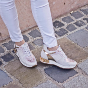 Carla Ricci fűzős női sneakers cipő lapos talppal, fehér színben 10