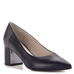 Anis cipő fekete színben, stabil sarokkal. Kényelmes és elegáns bőr cipő bőr béléssel, sarka 6 cm.