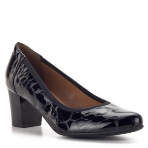 Fekete Bioeco női magassarkú cipő vastag sarokkal. A cipő lakk bőrből készült, sarka 5,5 cm magas, bélése puha párnázott bőr.