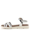 Oh My Sandals női szandál lapos talppal. Vékony pántos bőr szandál fehér-ezüst színben, puha talpbéléssel. Az Oh My Sandals szandálok kényelmes, puha talpbéléssel, Spanyolországban készülnek. Anyaguk kívül belül valódi bőr.