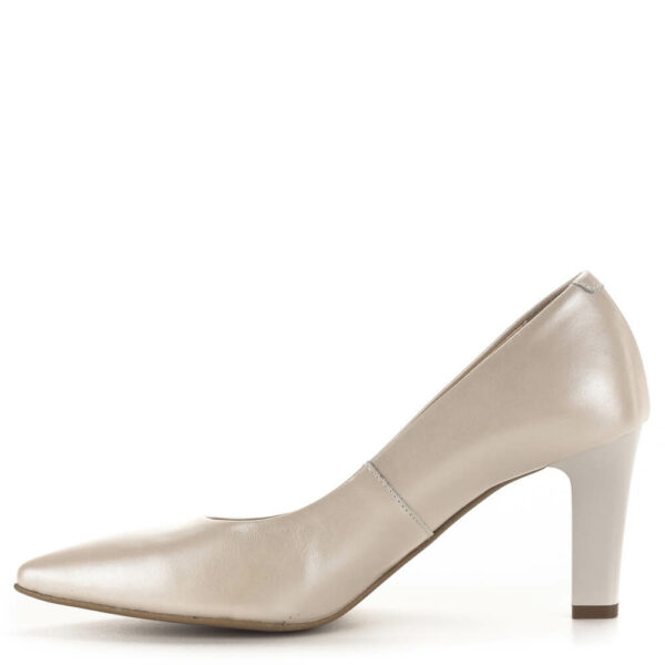 Bioeco női magassarkú cipő bézs színben, 7,5 cm magas sarokkal. Kívül belül bőrből készült