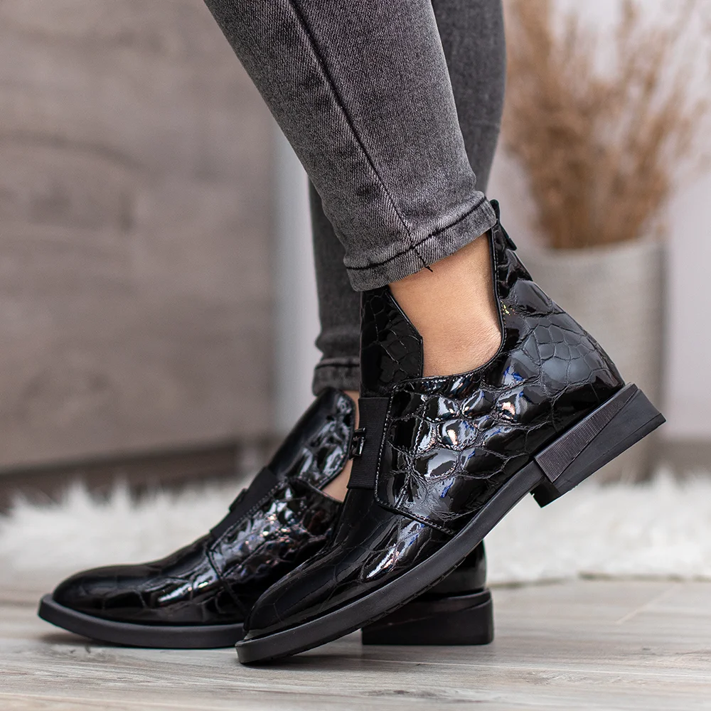 Evromoda női bőr bokacipő lakk bőrből - Evromoda 049-1738-64 T BLACK