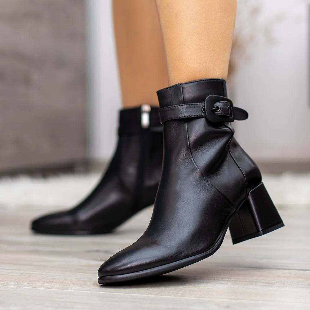 Regarde le Ciel elegáns női bőr bokacsizma - Regarde MILLIE-11 2695