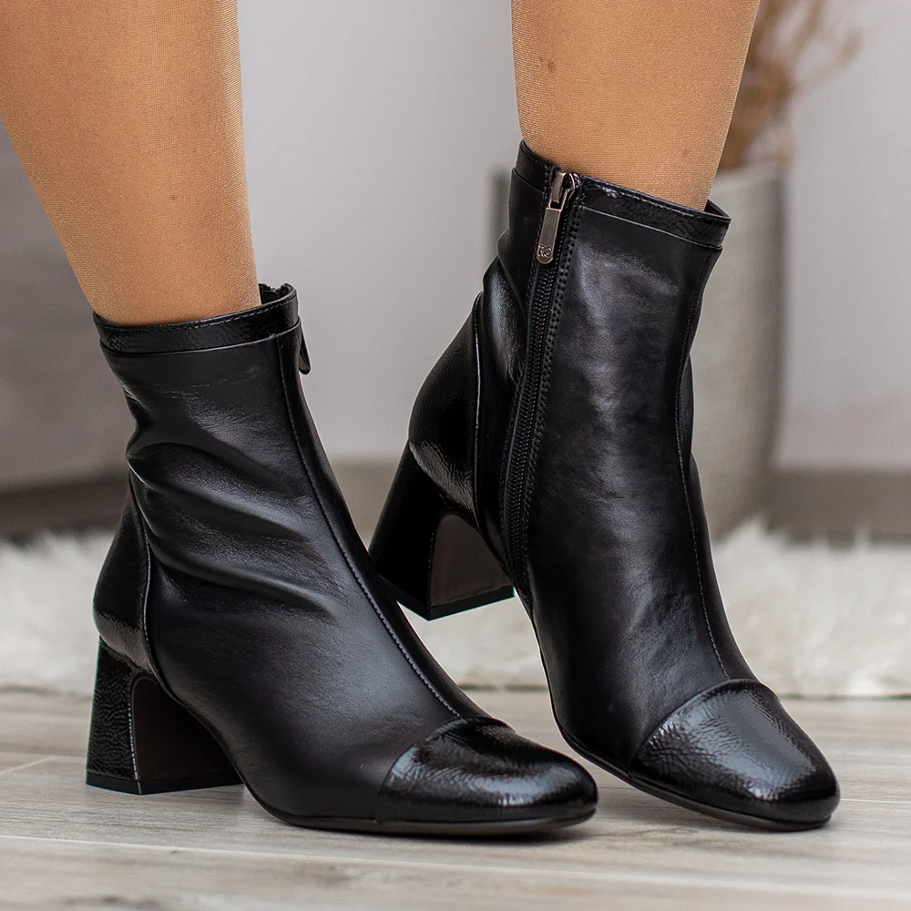 Regarde le Ciel elegáns női bőr bokacsizma - Regarde MYA-01 7710