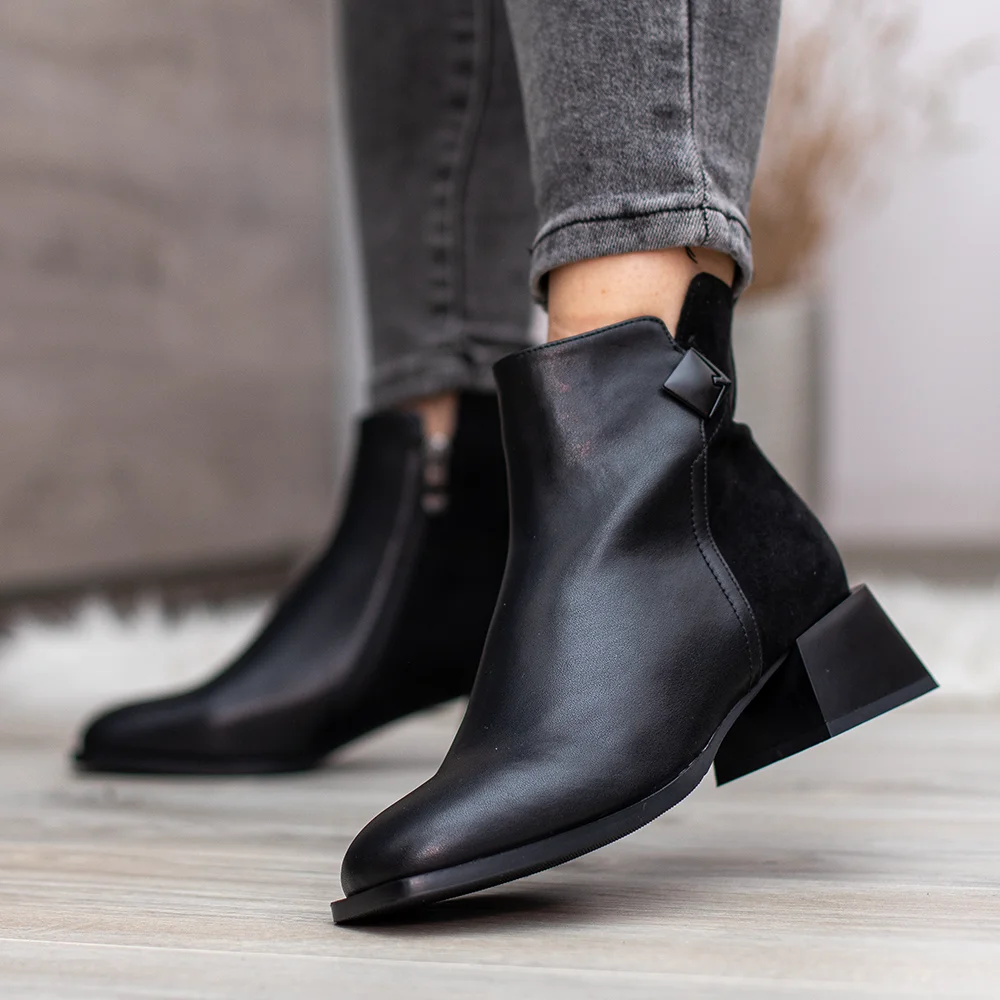 Filippo elegáns bőr bokacsizma kis sarokkal - Filippo DBT7360/25 BK