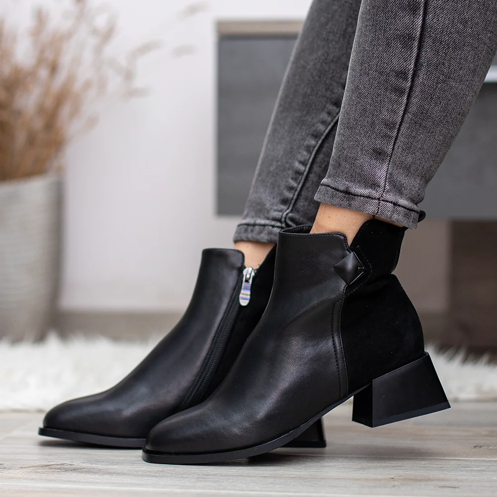 Filippo elegáns bőr bokacsizma kis sarokkal - Filippo DBT7360/25 BK