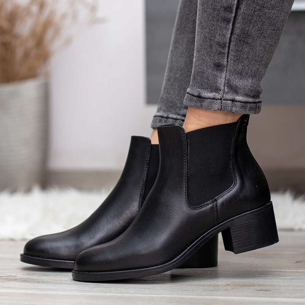 Tamaris közepes sarkú női bokacsizma - Tamaris 1-25026-41 001