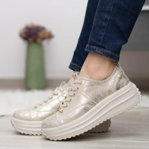 Filippo sportos női bőr cipő arany színben