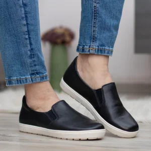 Caprice sötétkék női bőr bebújós cipő - Caprice 9-24662-42 814