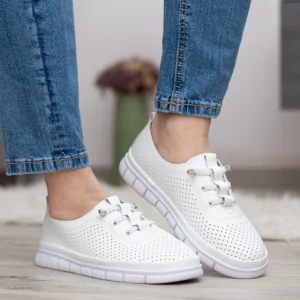 Filippo bebújós női cipő fehér színben - Filippo DP7671/26 WH