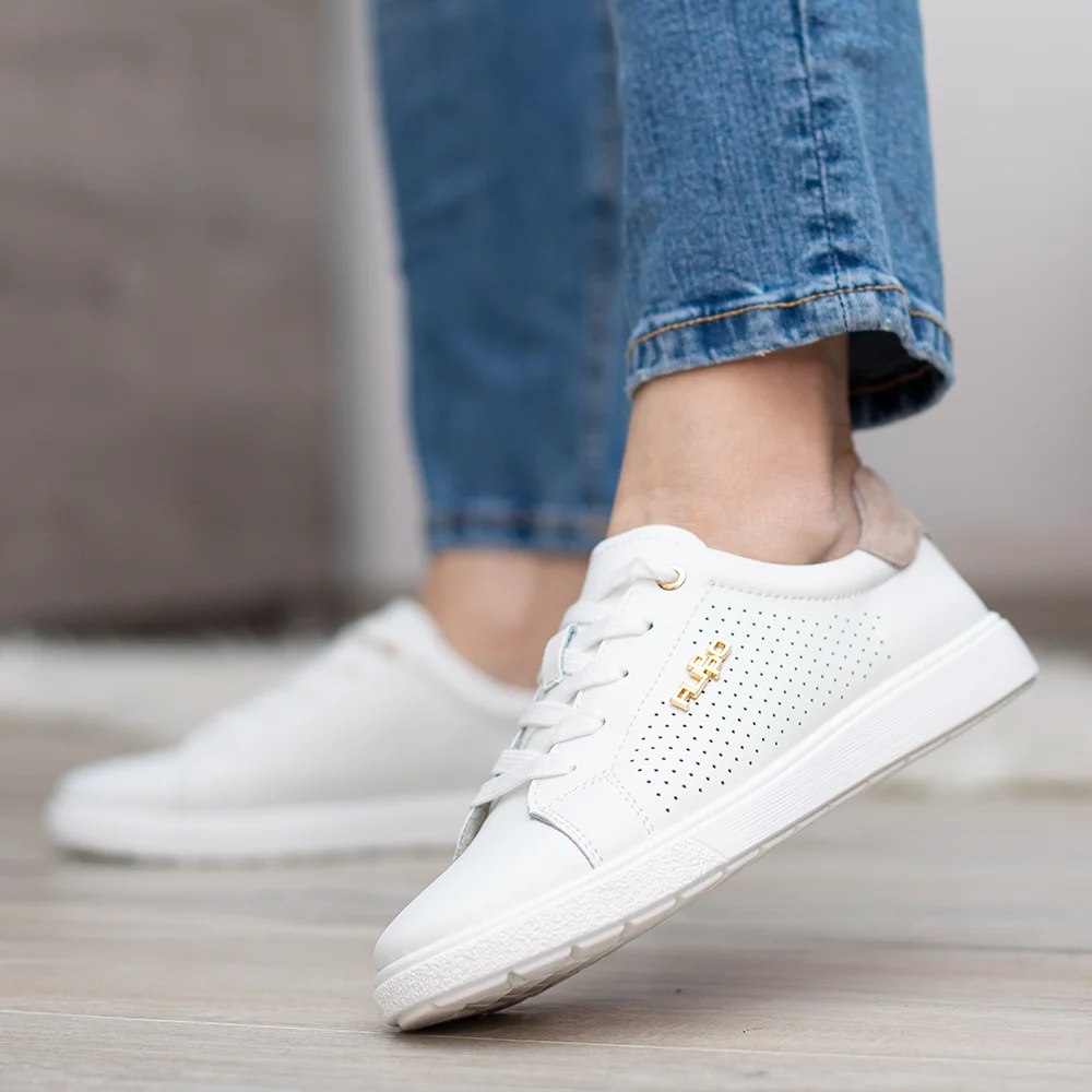 Filippo sportos fűzős lapos bőr cipő - Filippo DP6738/26 WH BE