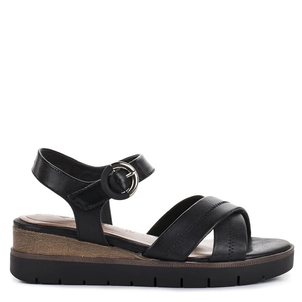 Tamaris vastag talpú fekete bőr szandál - Tamaris 1-28202-42 003