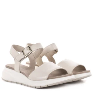 Caprice krém színű női bőr szandál - Caprice 9-28708-46 140